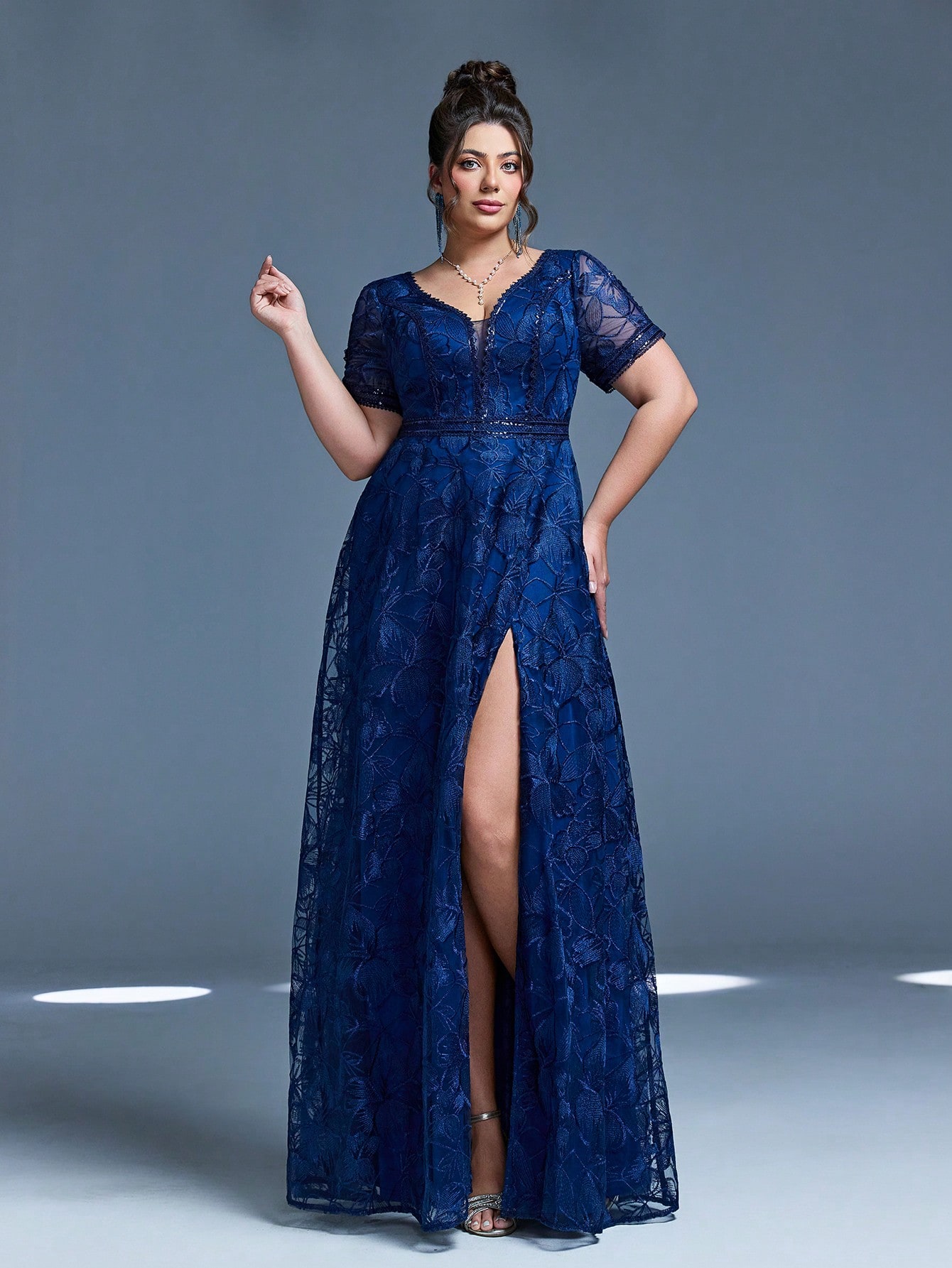 Leely Women's Elegant Sweetheart Cloak Sleeve Lace A-Line Dress