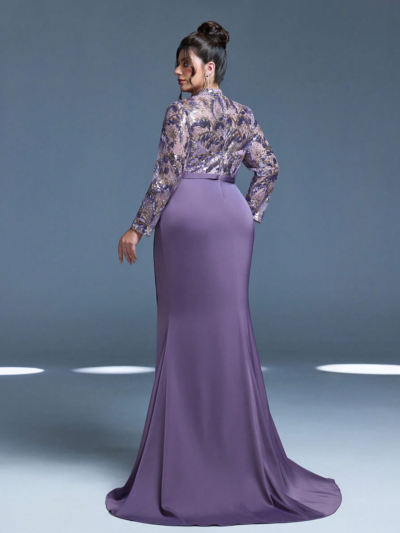 Leely Plus Women's Elegant High Neck Long Sleeve Graduation & Prom Dress