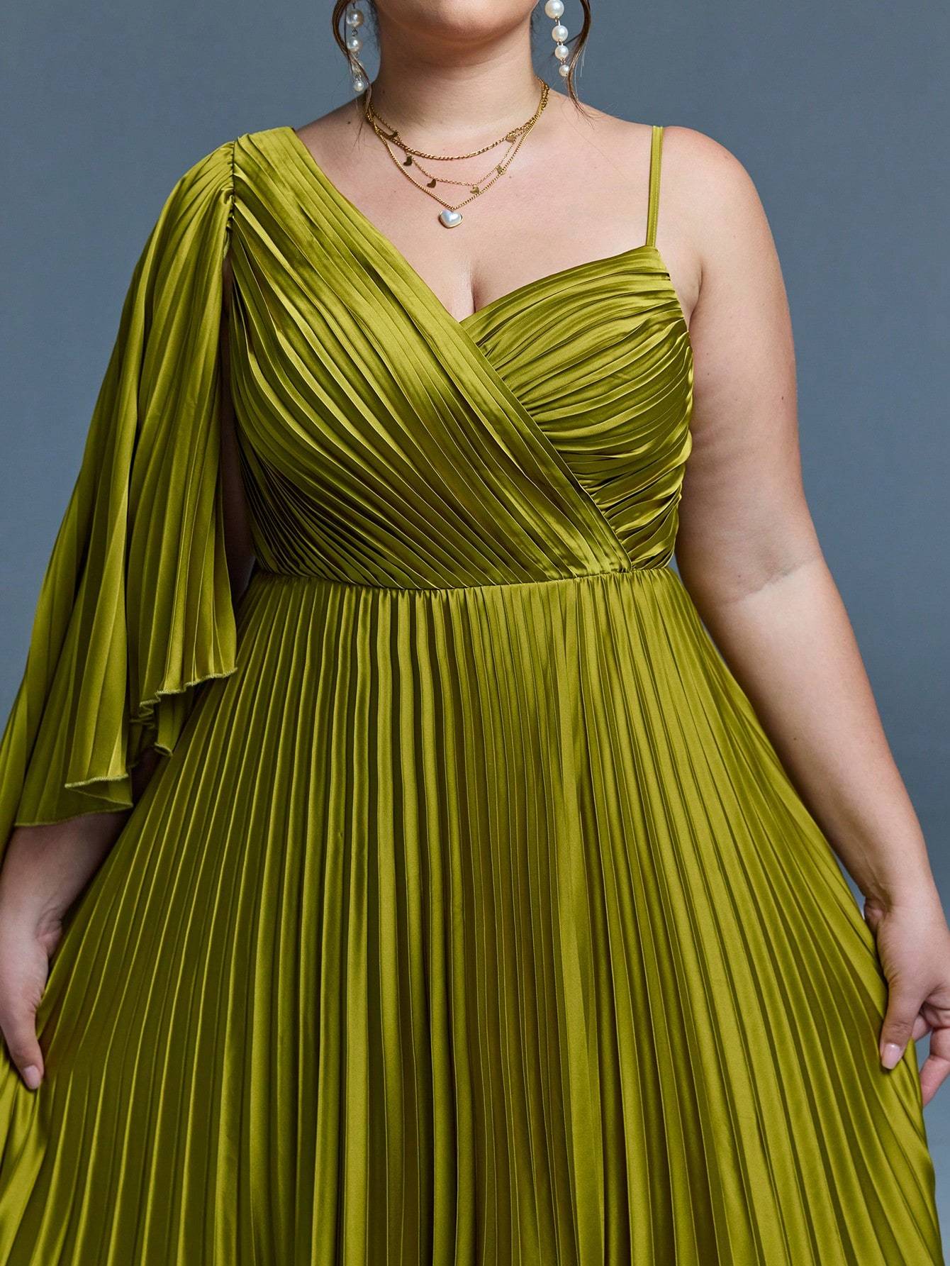 Leely Plus Women's Elegant Asymmetrical Neck Pleated Party Dress