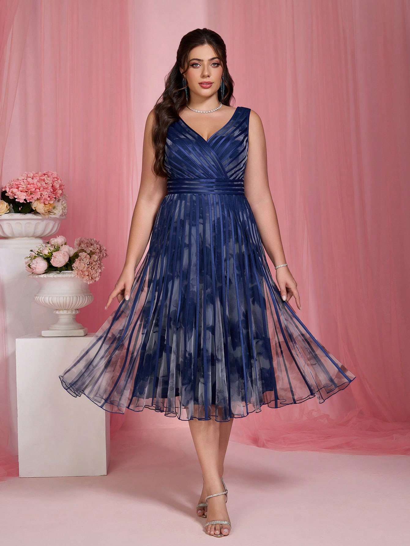 Leely Women's Elegant Sweetheart Cloak Sleeve Lace A-Line Dress