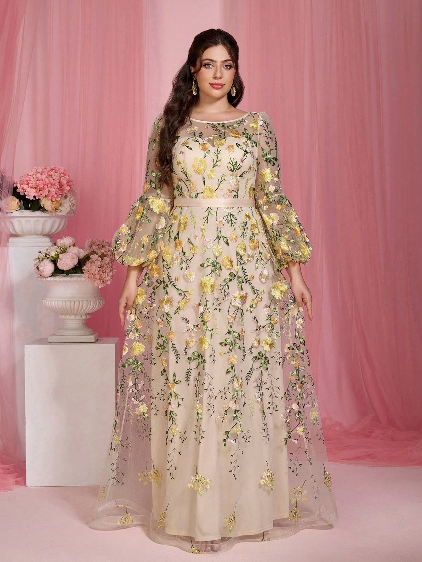Leely Women's Elegant Sweetheart Cloak Sleeve Lace A-Line Dress
