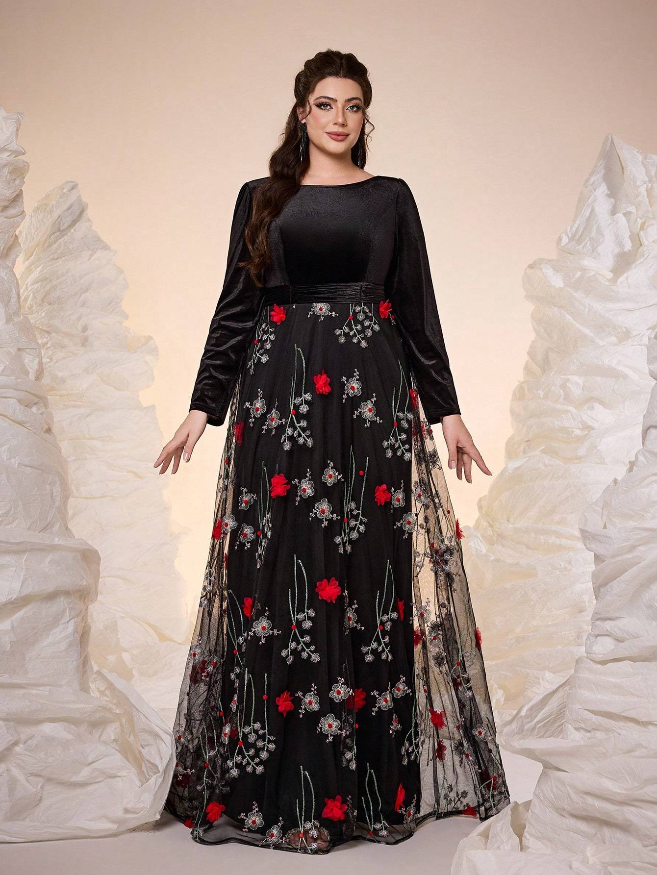 Leely Plus Women's Elegant Round Neck Long Sleeve Party Dress
