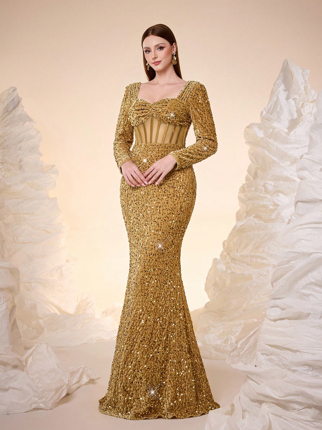 Leely Sweetheart Long Sleeve Prom Dress