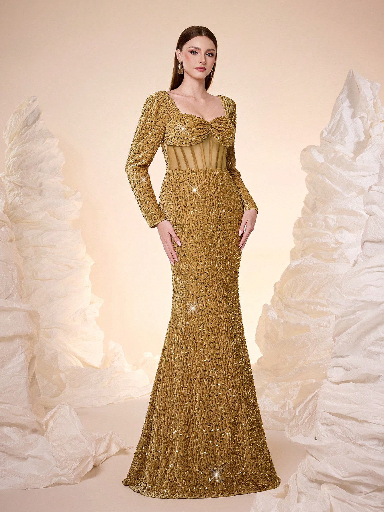 Leely Sweetheart Long Sleeve Prom Dress
