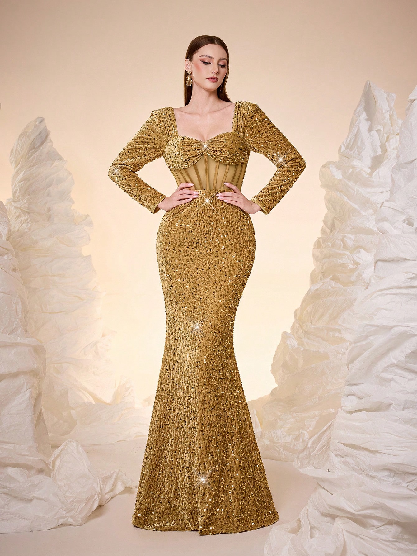 Leely Sweetheart Long Sleeve Prom Dress