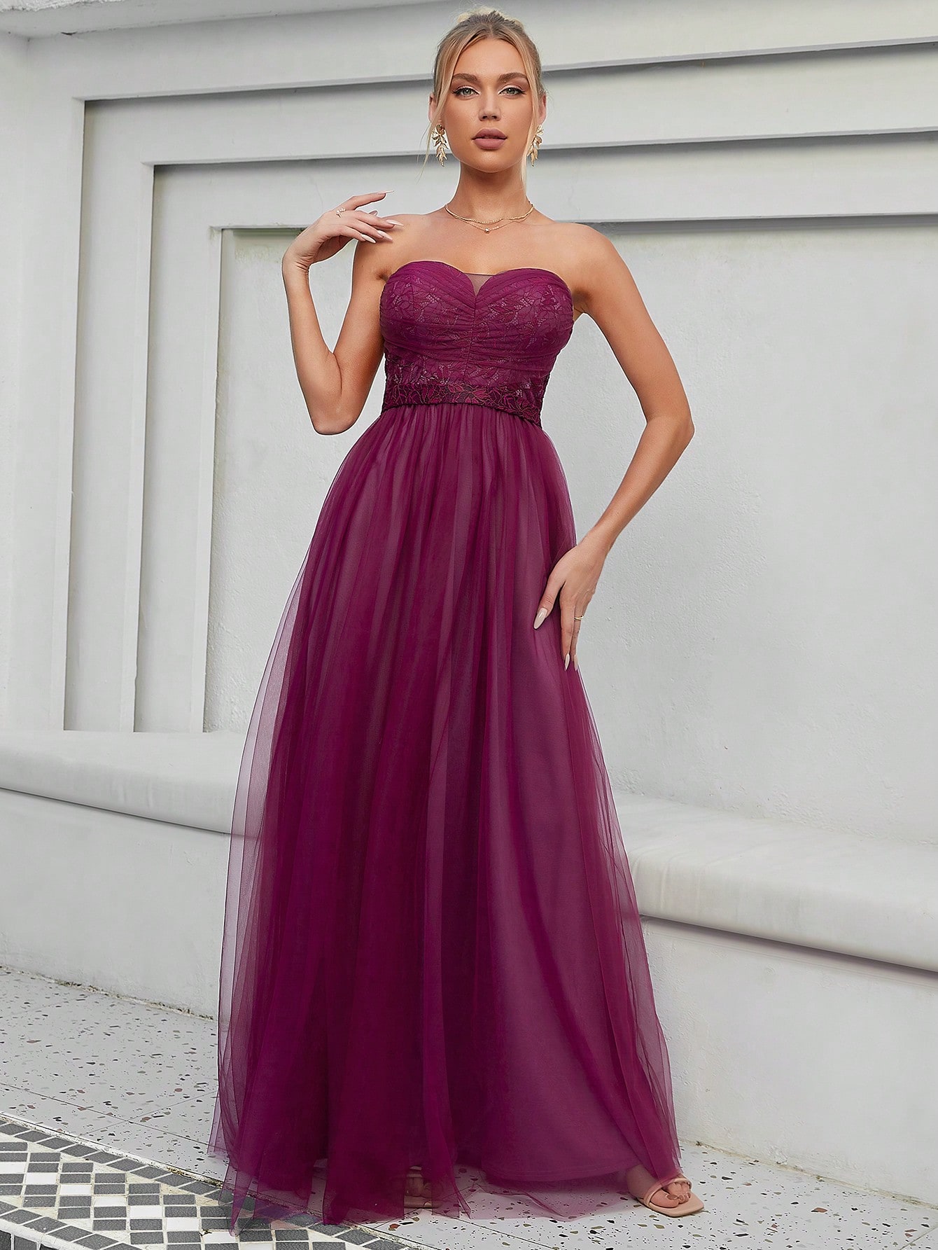 Leely Elegant Strapless Sleeveless Tulle Party Dress