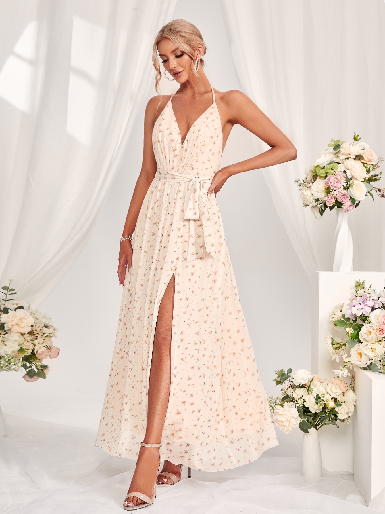 Leely Women's Elegant Sweetheart Cloak Sleeve Lace A-Line Dress