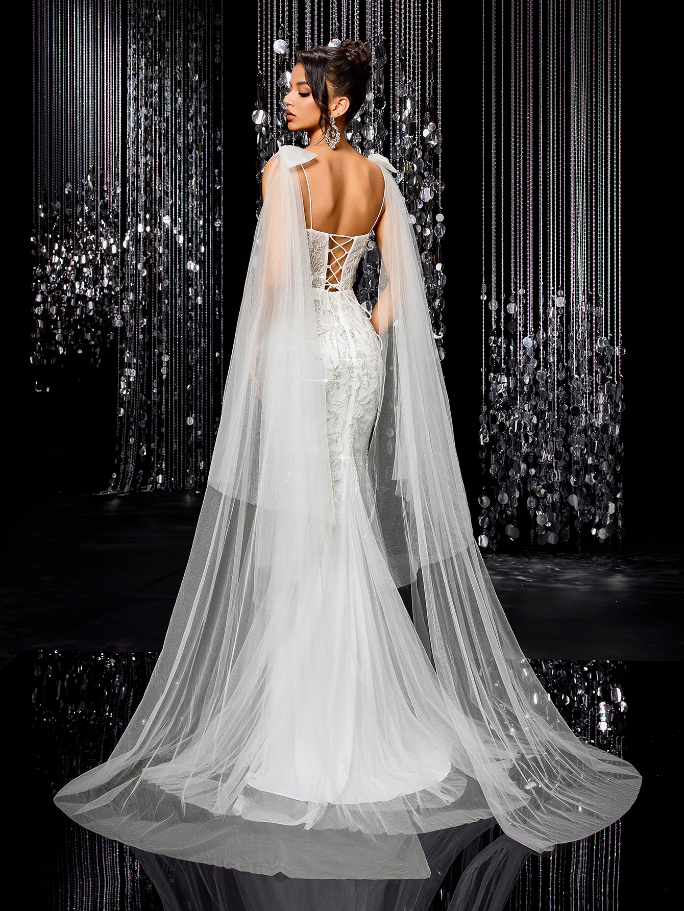 Modecrush Gorgeous and exquisite wedding dress Elegant floral embroidered mesh long mermaid wedding dress with flowing tulle cape sleeves