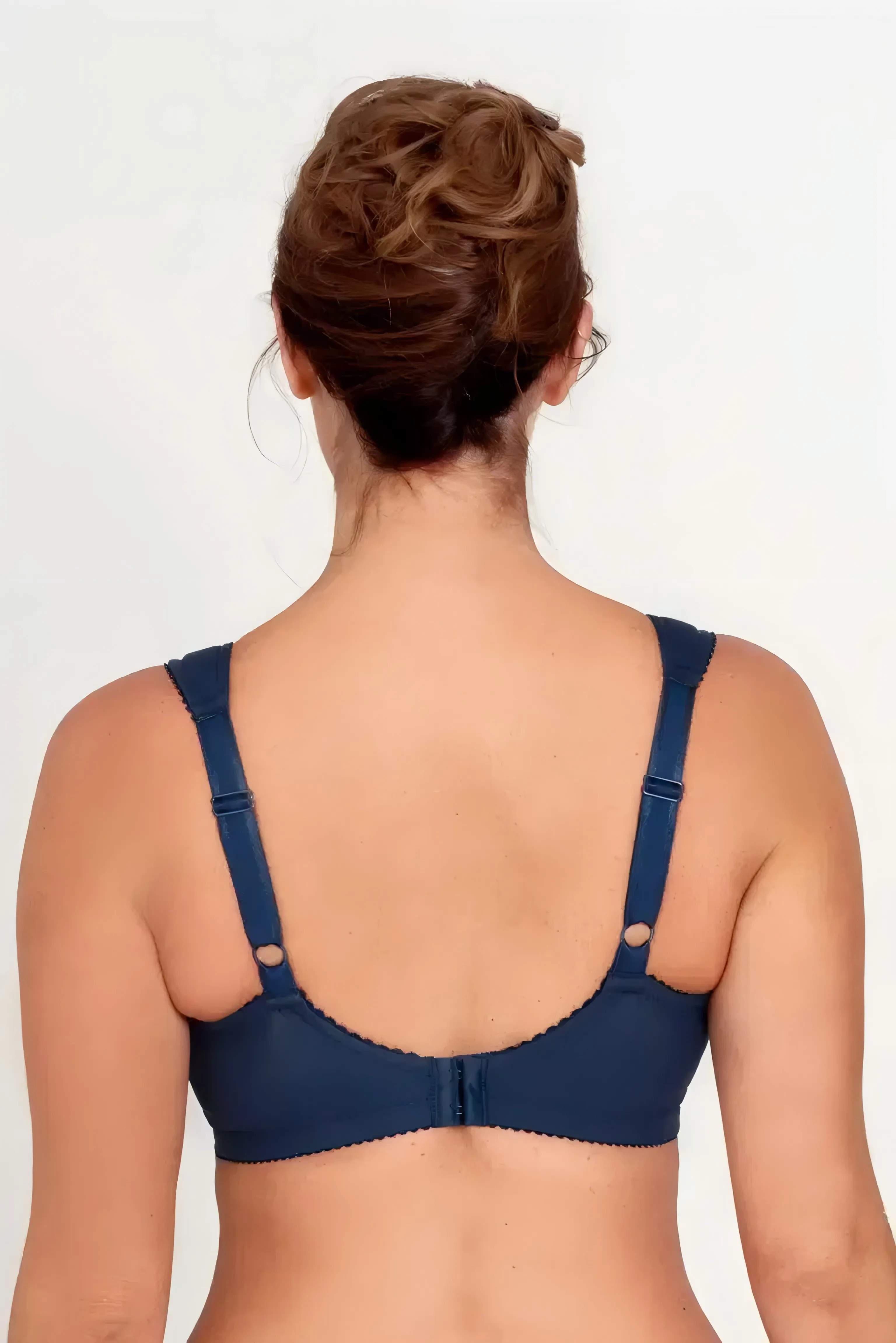 Triumph - 4 dijela 💥Čipkasti grudnjak - Kupite 1, dobijte 3 gratis