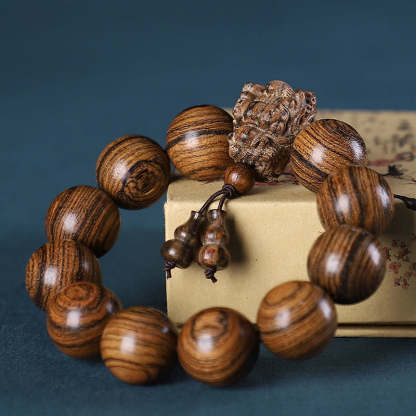 Buddha Stones Rosewood Green Sandalwood Small Leaf Red Sandalwood Agarwood Dragon Carved Protection Bracelet Bracelet BS Bocote Sandalwood