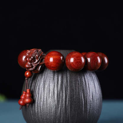 Buddha Stones Rosewood Green Sandalwood Small Leaf Red Sandalwood Agarwood Dragon Carved Protection Bracelet Bracelet BS 12