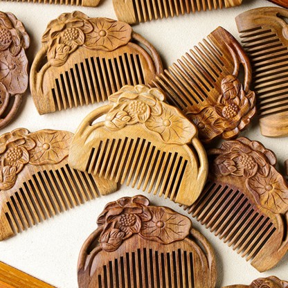 Buddha Stones Natural Green Sandalwood Lotus Flower Leaf Engraved Soothing Comb Comb BS 12