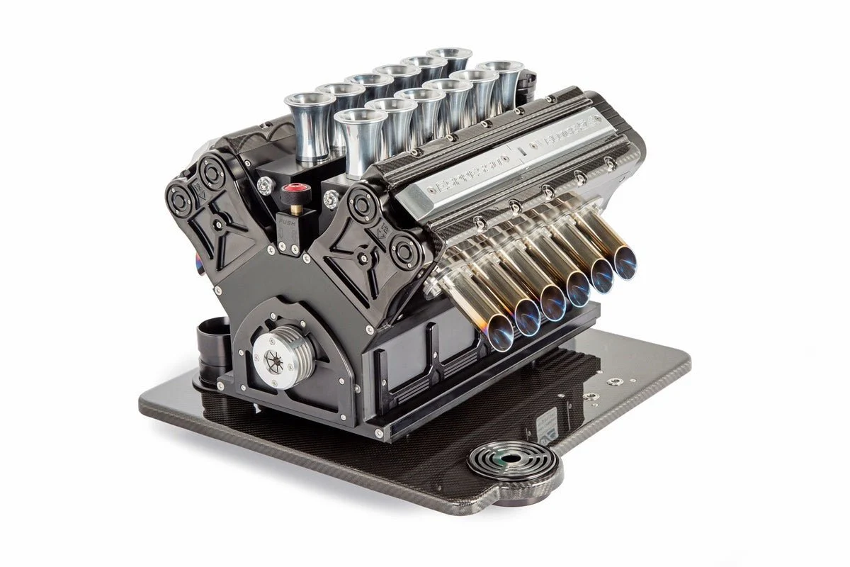 V12 NERO CARBONIO ESPRESSO MACHINE