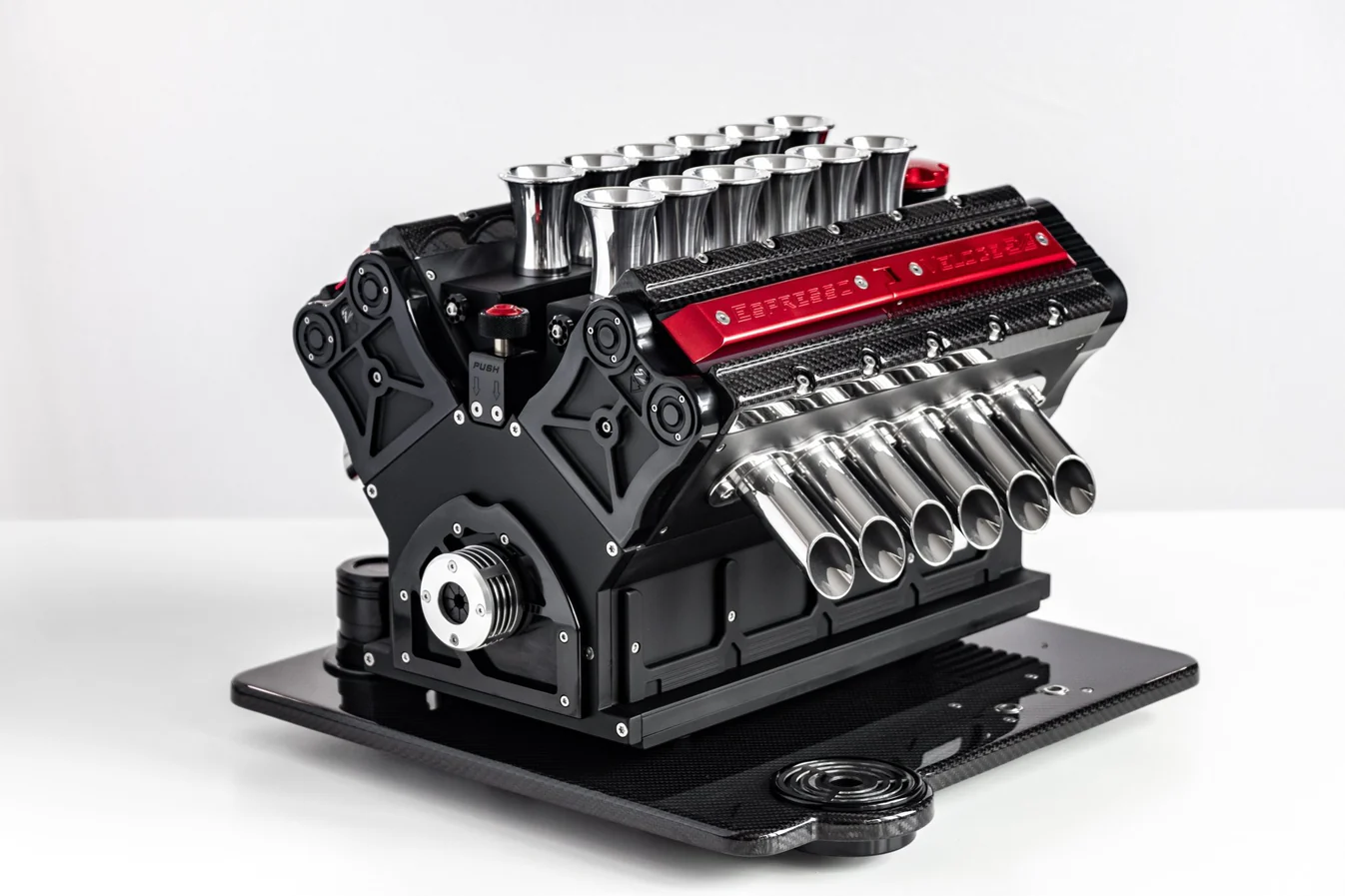 V12 NERO CARBONIO ESPRESSO MACHINE