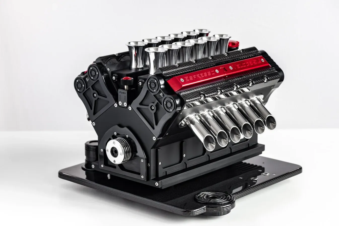 V12 NERO CARBONIO ESPRESSO MACHINE