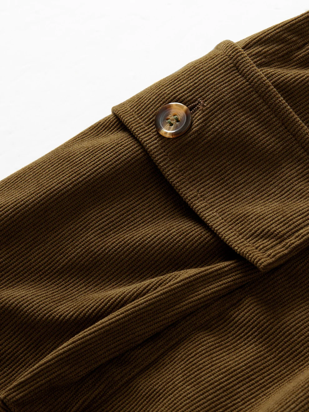 HomyJoy Men's Multi-Pocket Corduroy Cargo Shorts