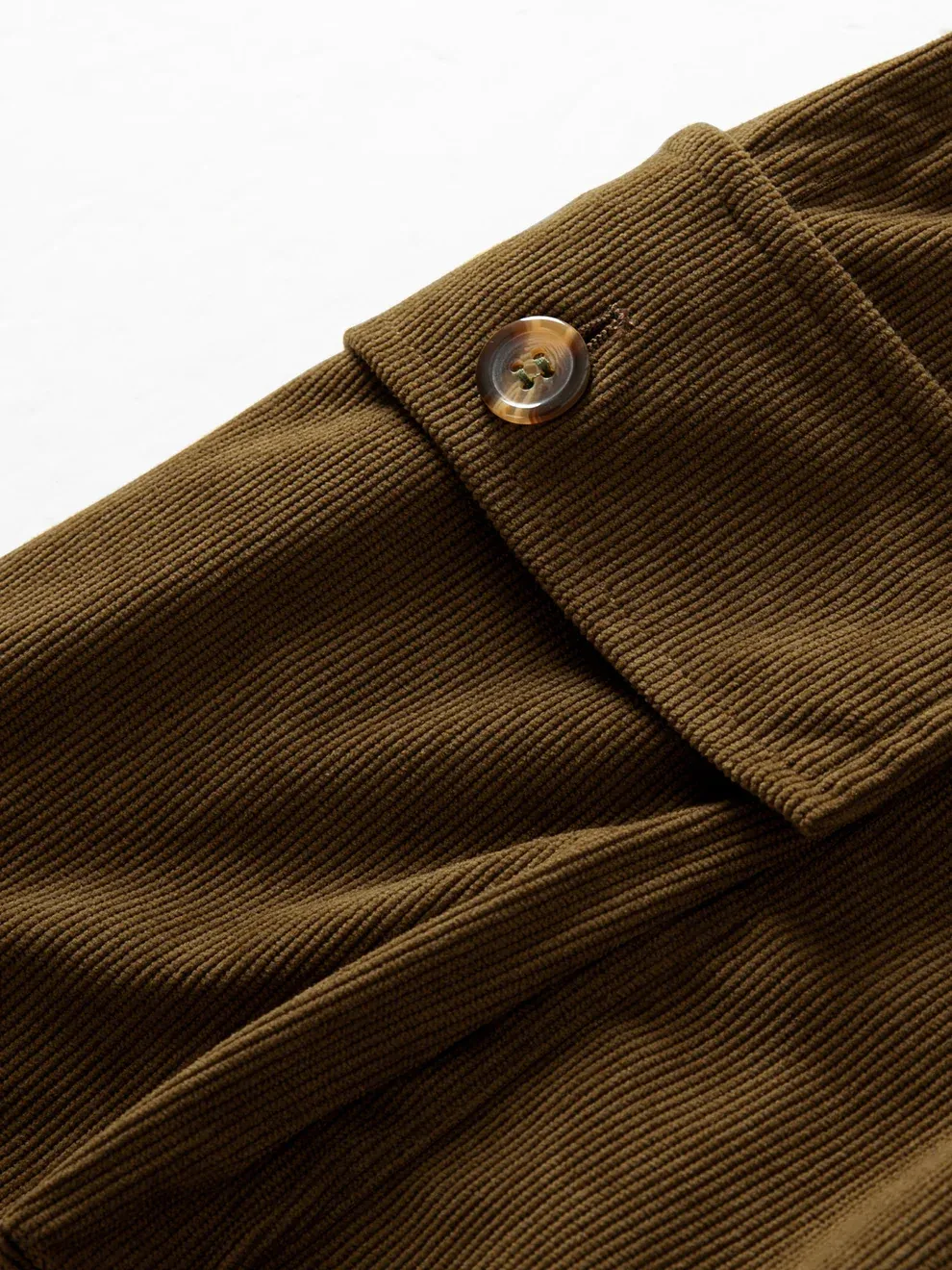 HomyJoy Men's Multi-Pocket Corduroy Cargo Shorts