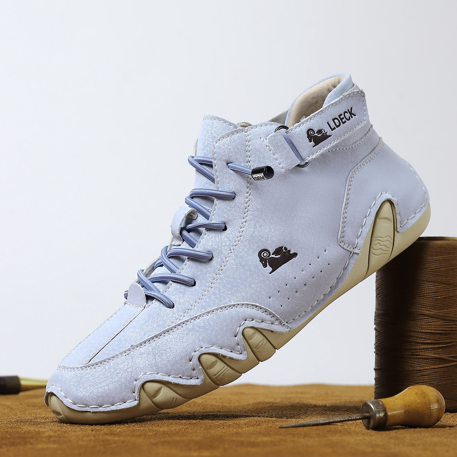 🔥Today 70% off🔥 Unisex Waterproof Fashion Orthopedic Shoes with Arched Foot Support