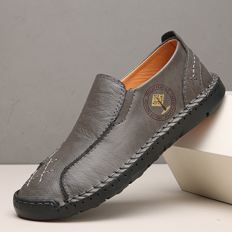 Next-Level Quality 🚀Men's Genuine Leather Loafers – Handcrafted, Slip-On, Anti-Slip Sole, Comfortable & Durable
