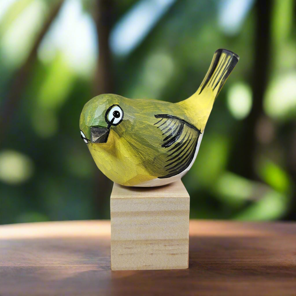 White-Eyes Sculpted Hand-Painted Bird Figure