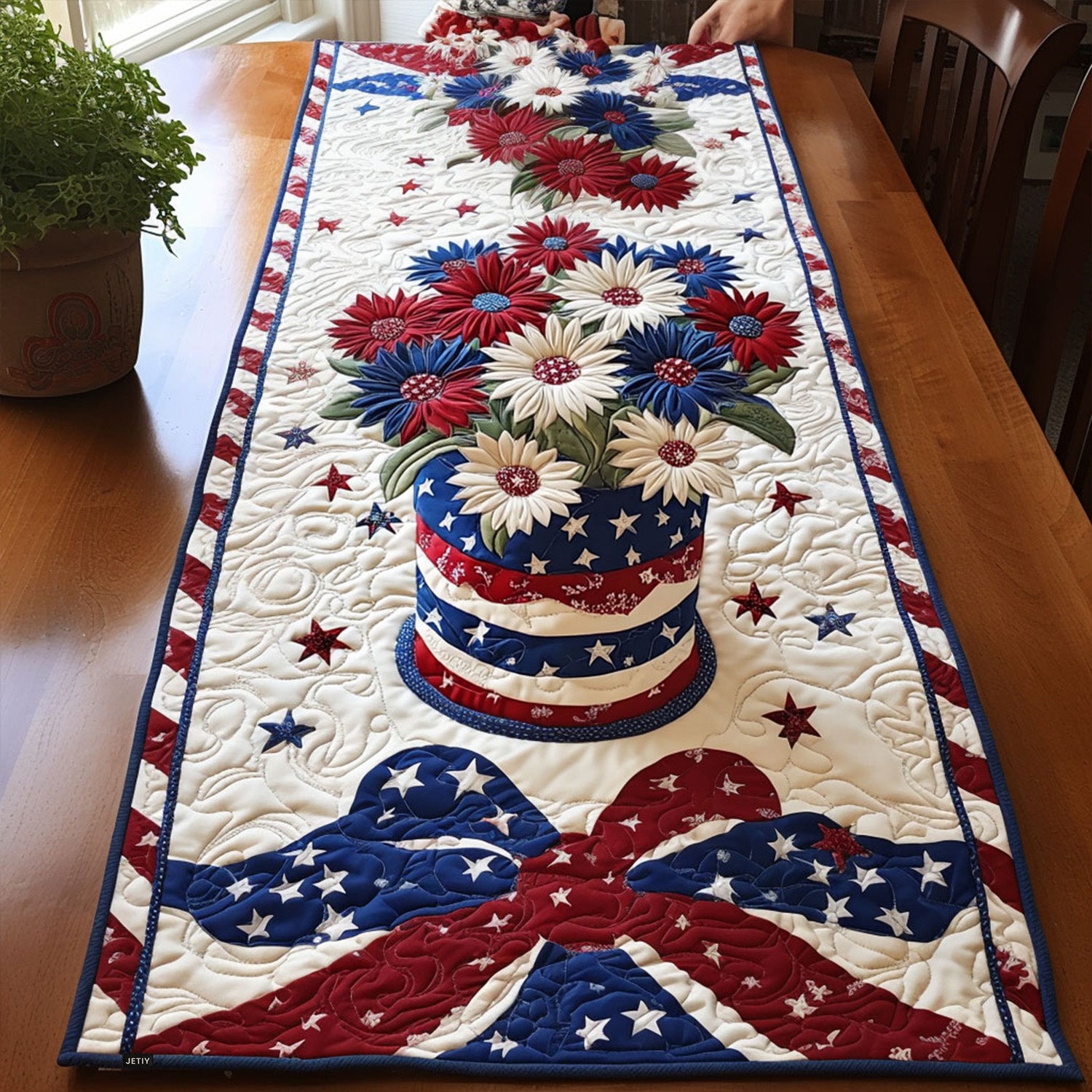 Patriotic Quilted Table Runner NCU0VT123