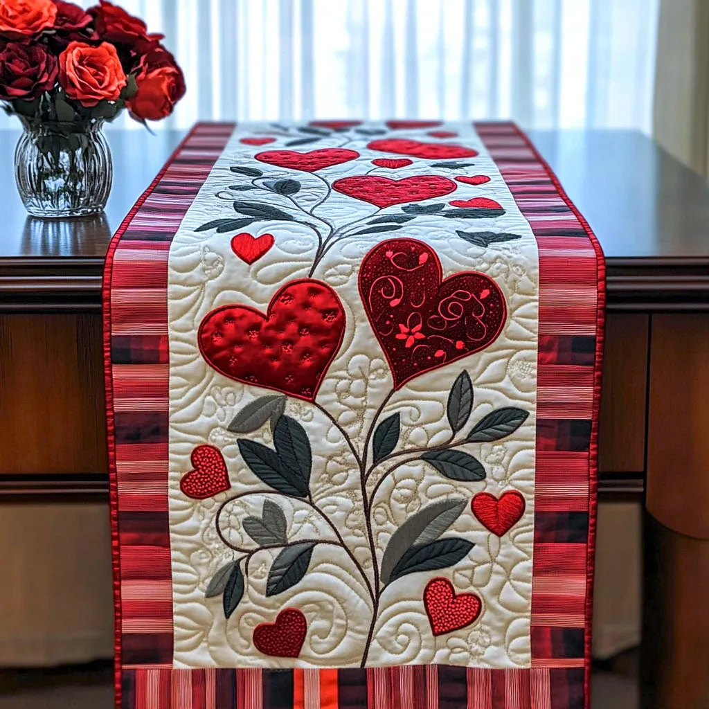 🔥Swirl Pattern Quilted Table Runner