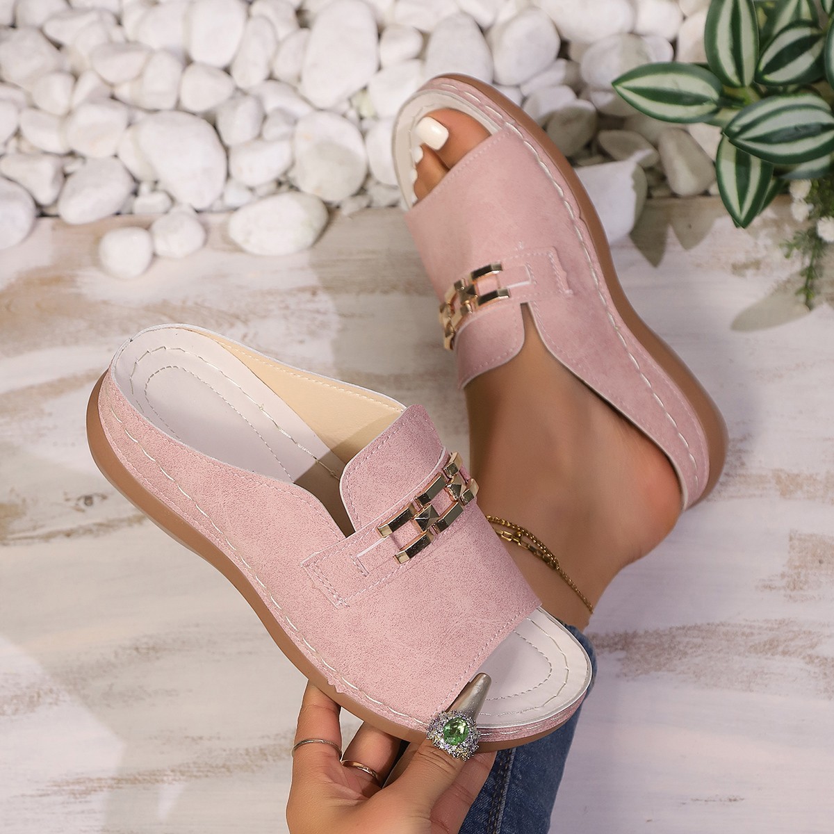 🎁 Last Day Special: 70% OFF 🎁Newly upgraded women's wedge-heeled platform orthotic slippers