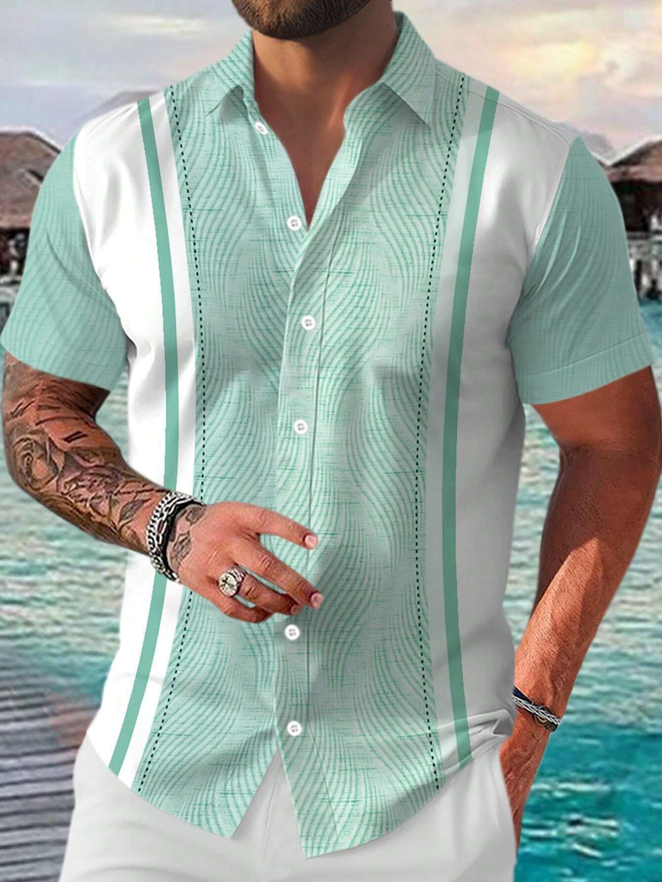 Men's casual short-sleeved shirt