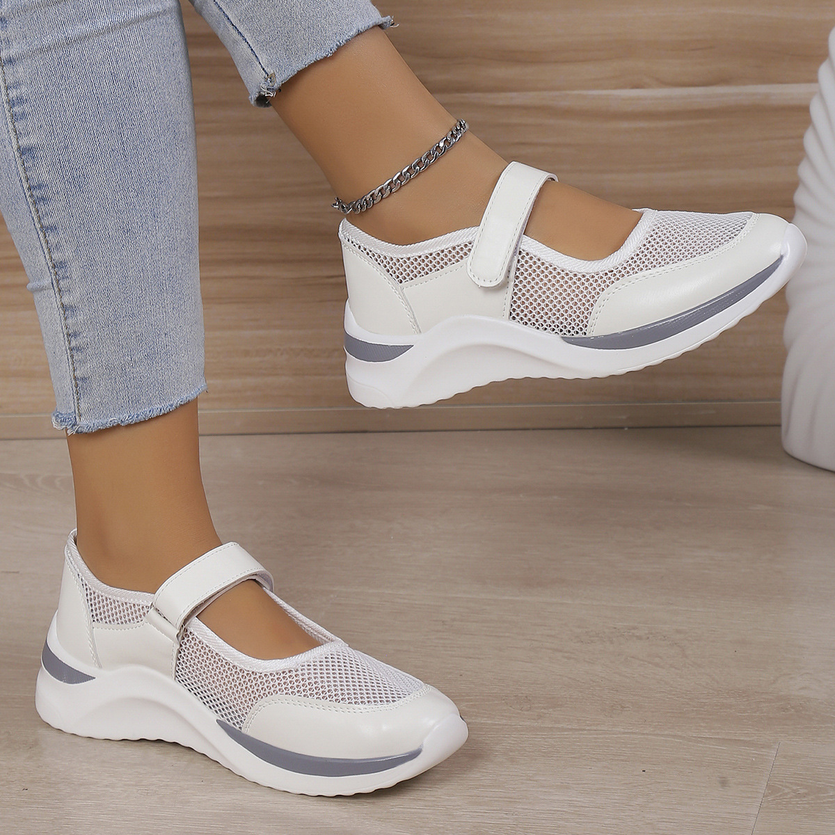 🔥Last Day Promotion 50% OFF - Women's Casual Round Toe Orthopedic Platform Shoes