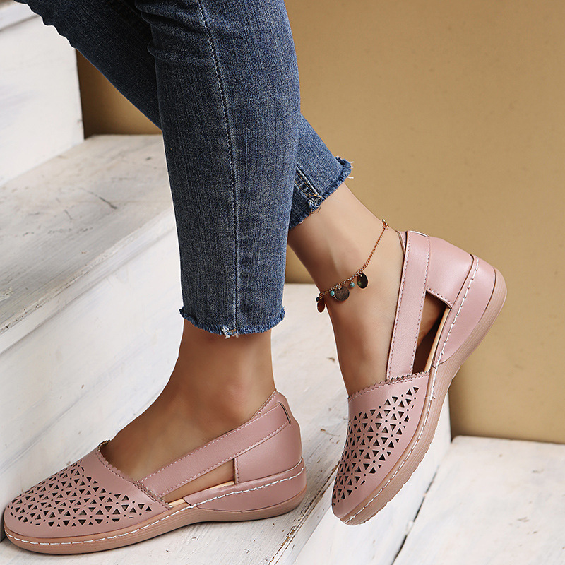 🔥Last Day Promotion 50% OFF - Women's Cutout Leather Vintage Orthopaedic Sandals