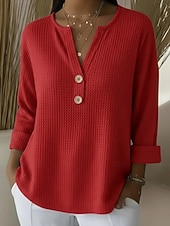 Elegant and retro waffle-knit pullover sweater