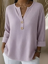 Elegant and retro waffle-knit pullover sweater