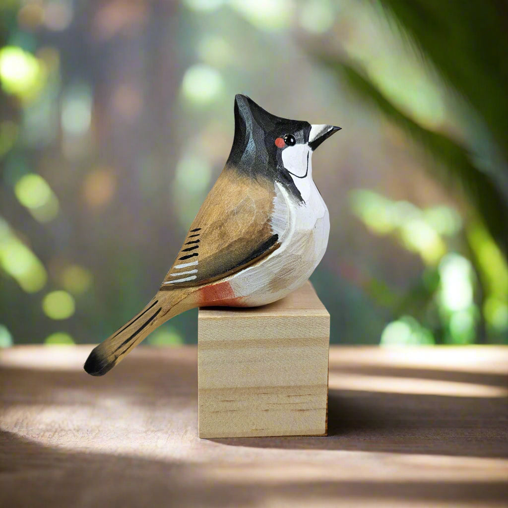 Red-whiskered bulbul Sculpted Hand-Painted Bird Figure