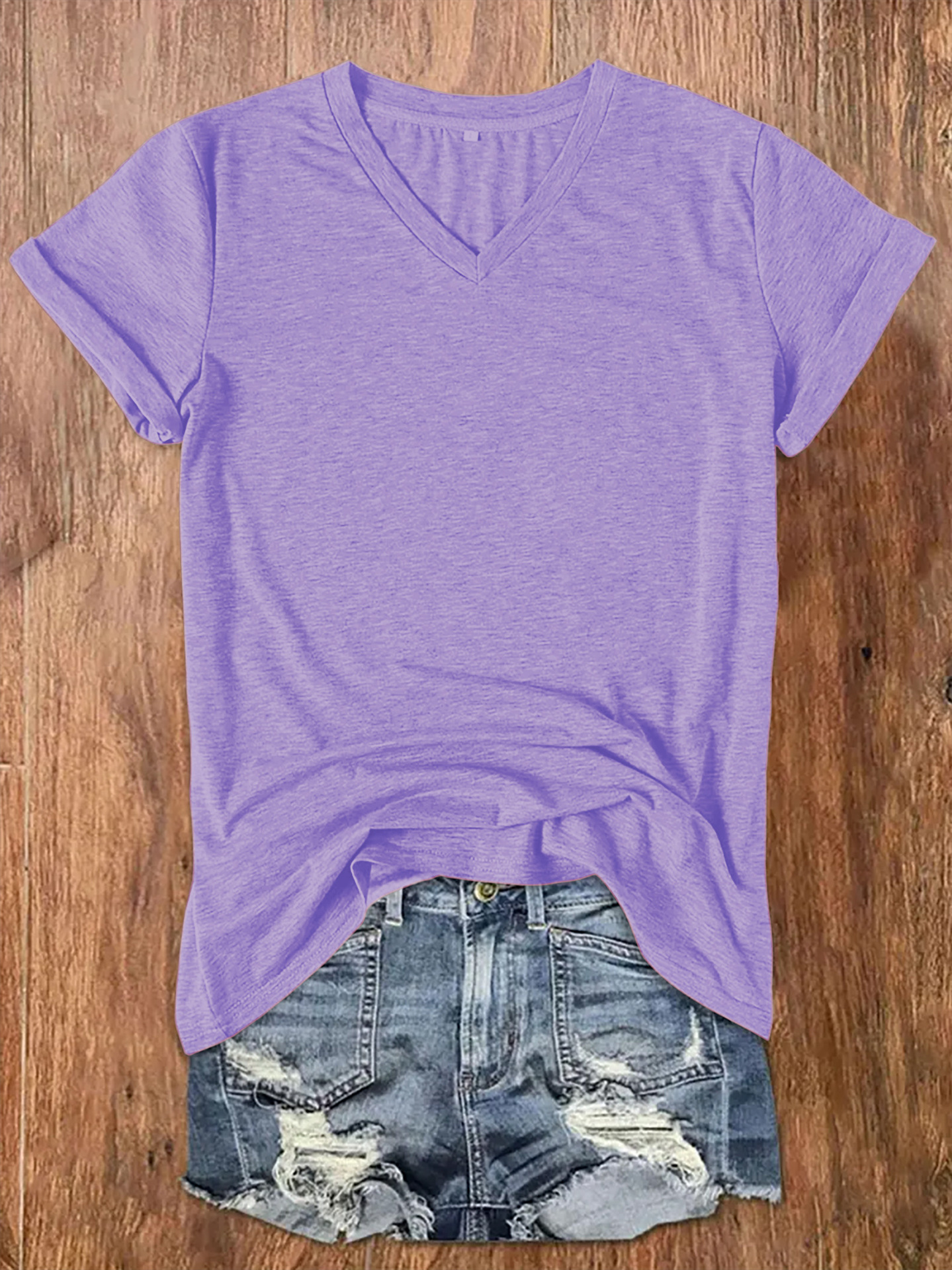 New V-neck short-sleeved T-shirt