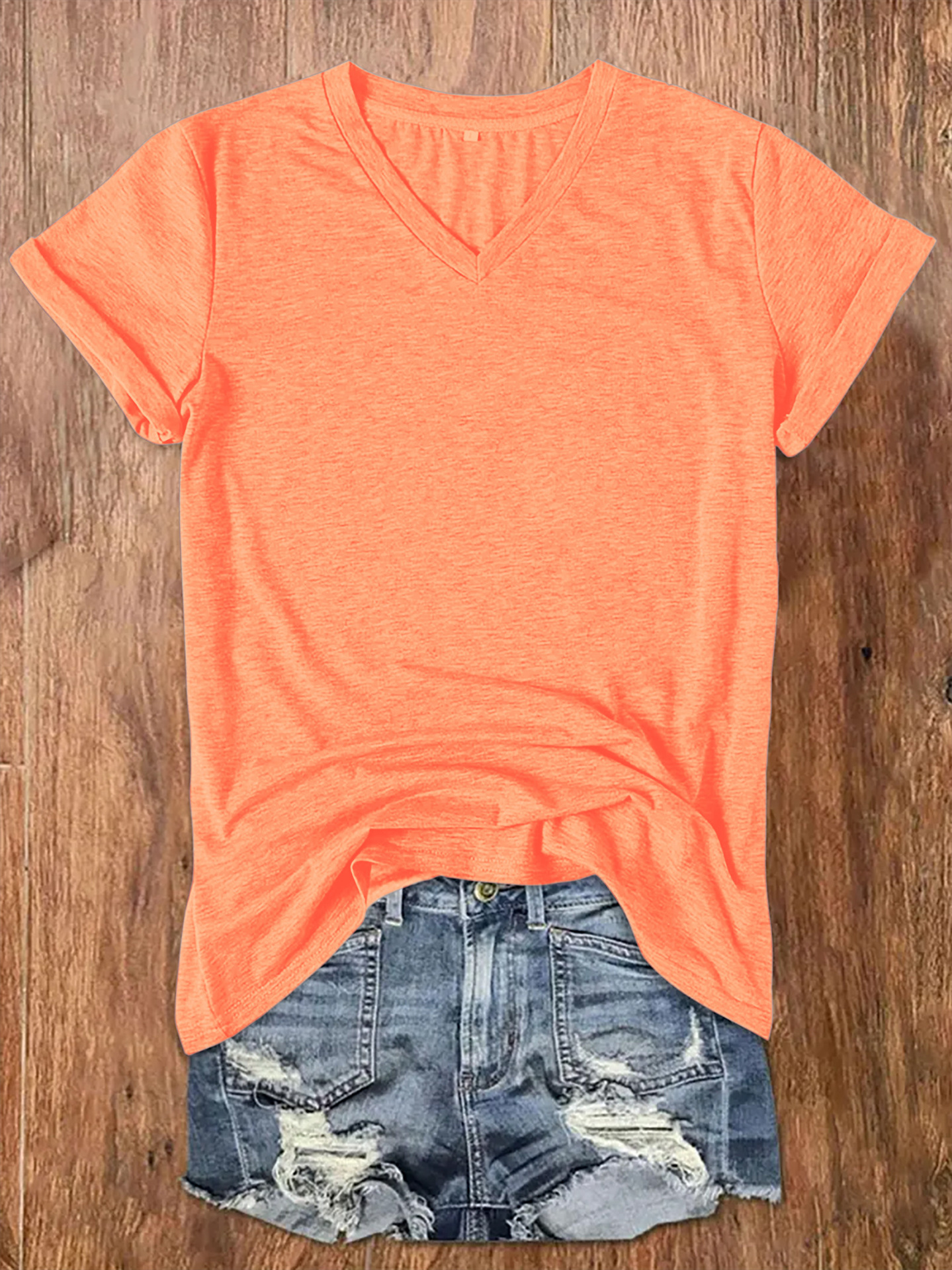 New V-neck short-sleeved T-shirt