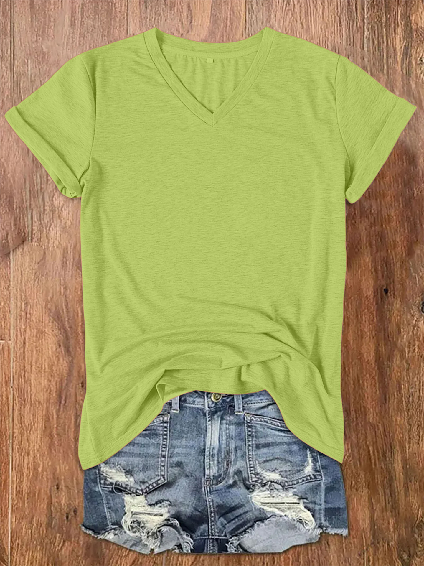 New V-neck short-sleeved T-shirt