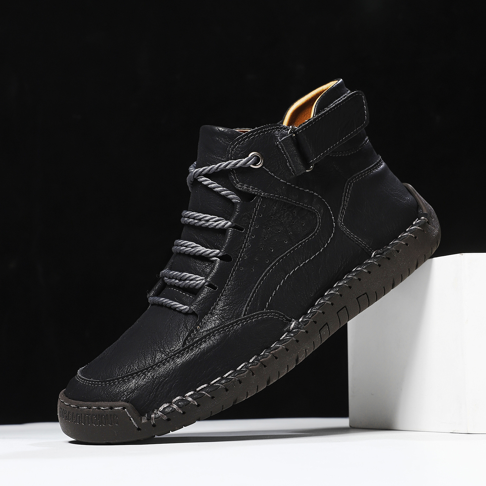 ⏰ 70% off -Men's handmade non-slip orthotic shoes, wide toe design