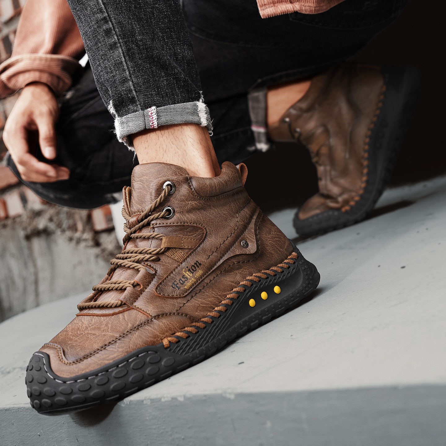 ⏰ New arrivals, 50% off for a limited time-Men's hand-stitched non-slip hiking shoes