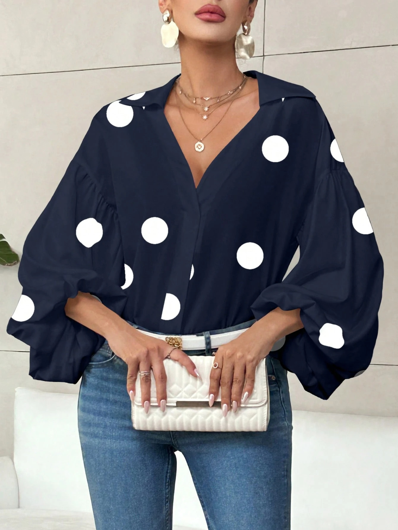 Women’s Vintage Polka Dot V Neck Blouse, Loose Puff Long Sleeve Collared Shirt, Casual Oversized Top for Daily Holiday