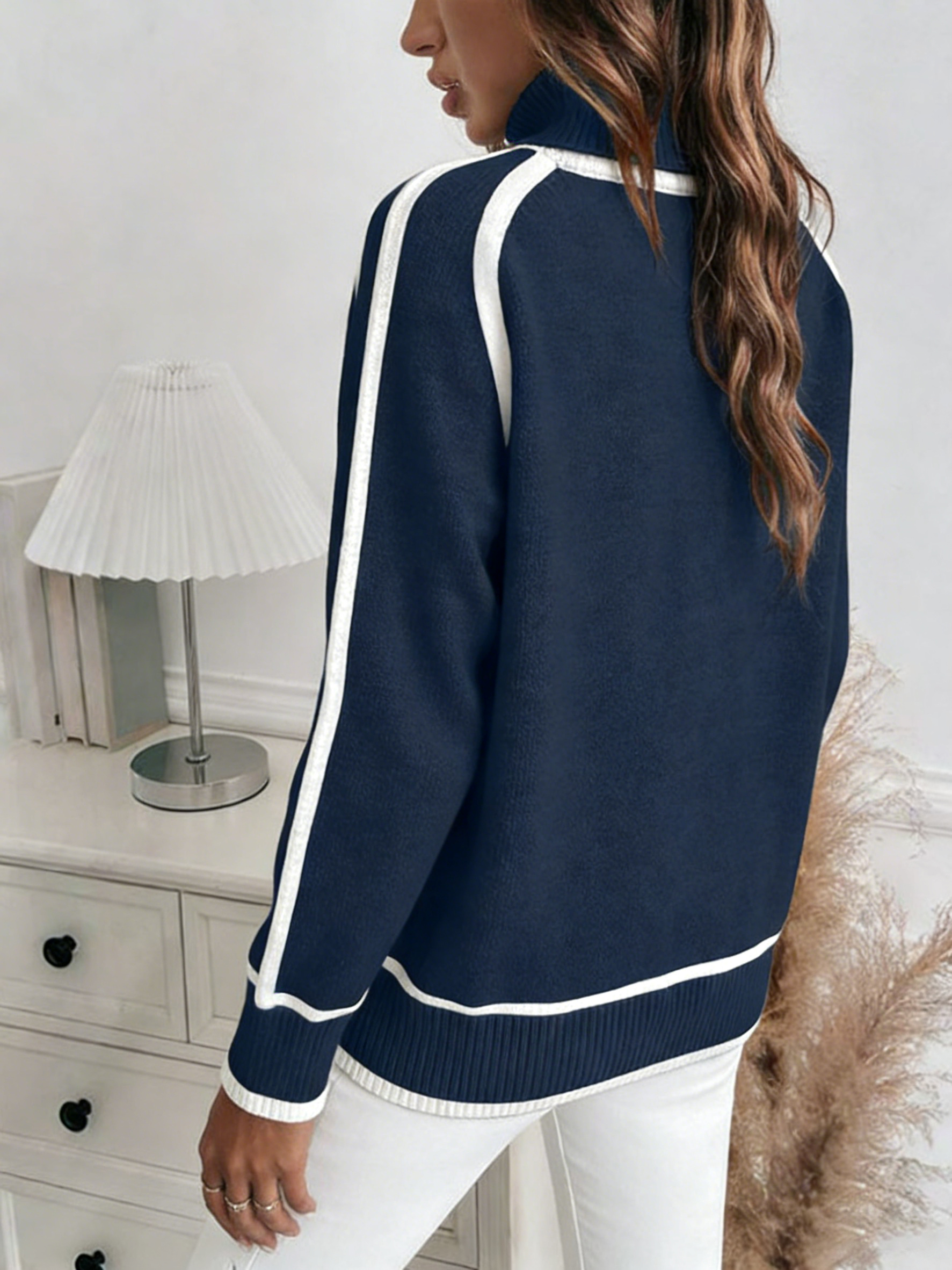 Women's solid color turtleneck knitted sweater