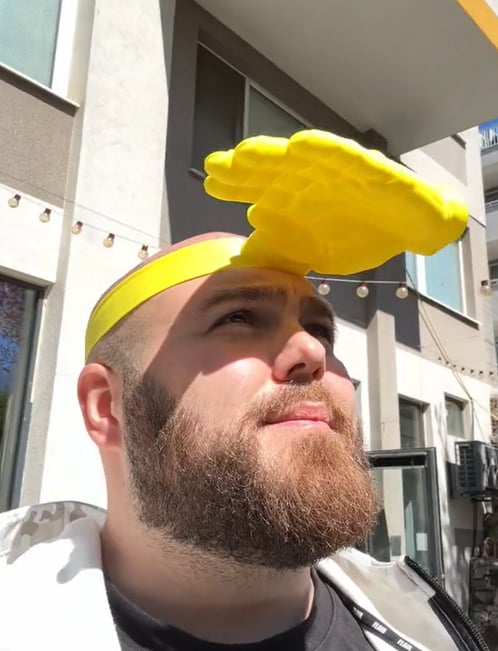 😂Palm-Sized Sun Hat– Wear Fun, Steal the Spotlight!