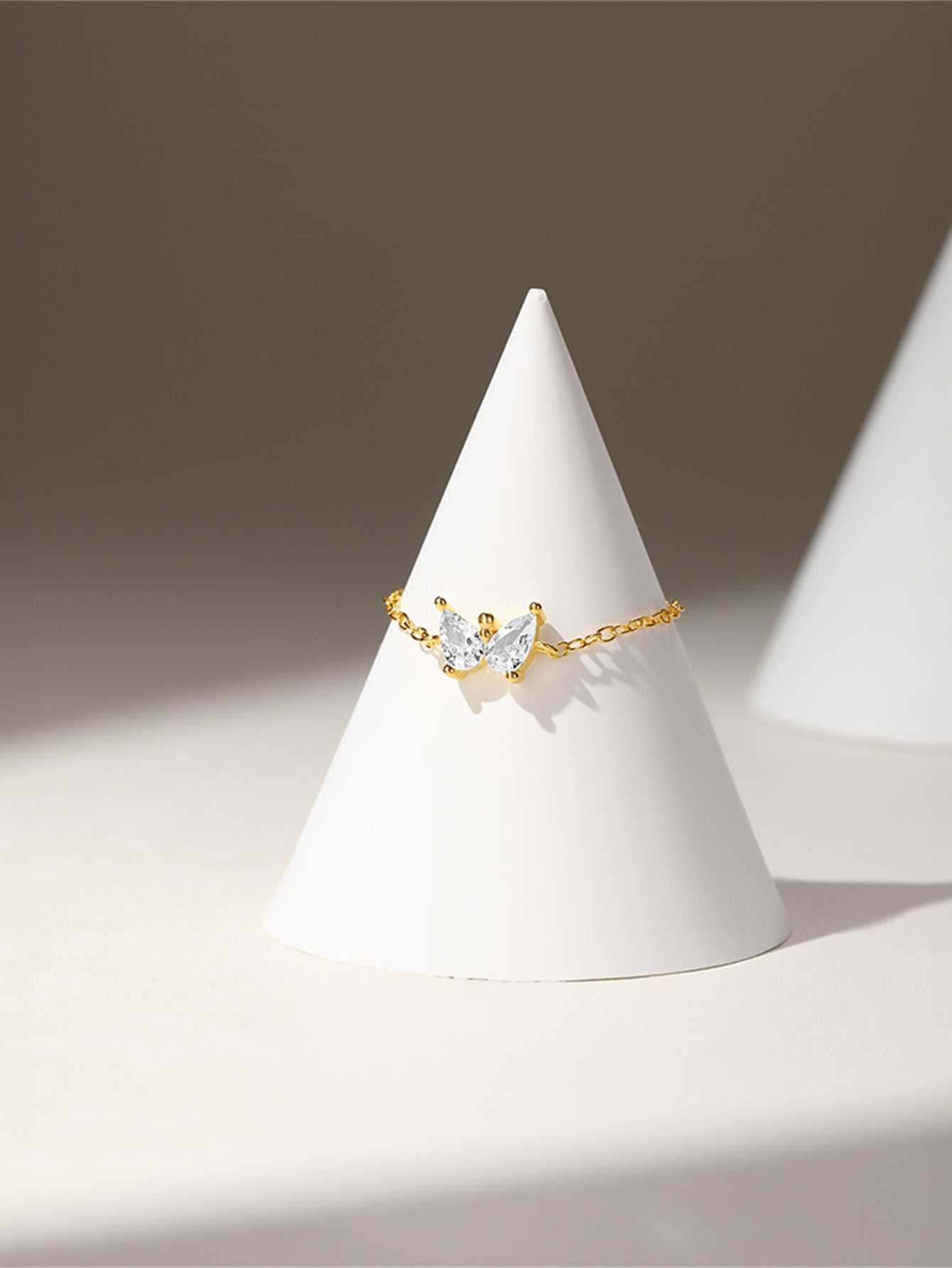 S925 Simple Butterfly Zircon Chain Ring-Olarajewelry