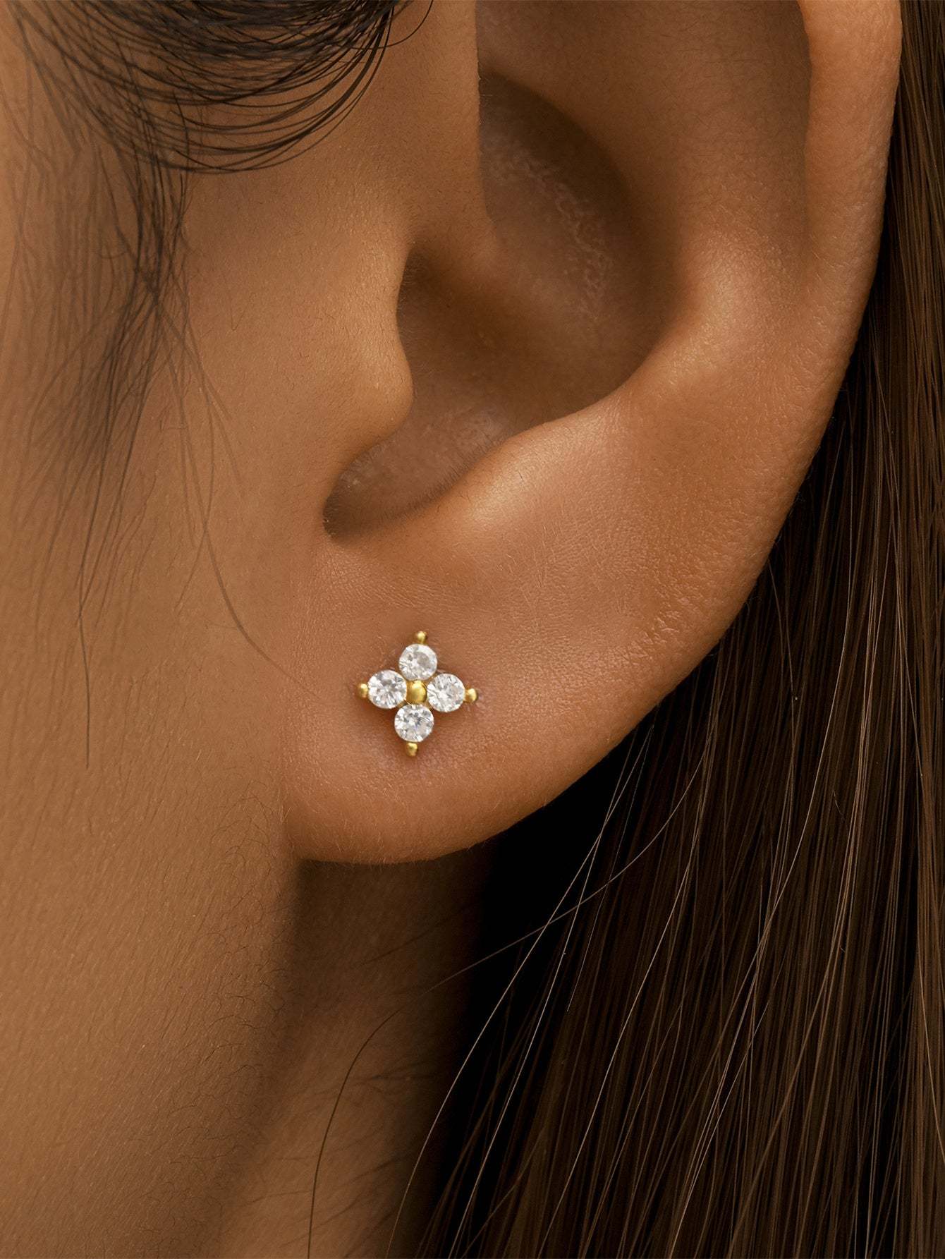 S925 Four-Leaf Clover Zircon Crown Double-Sided Ear Piercing Stud-Olarajewelry