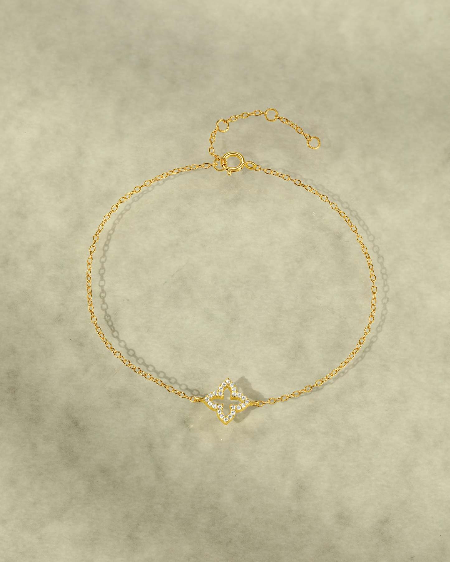 S925 Tiny Clover Bracelet-Olarajewelry