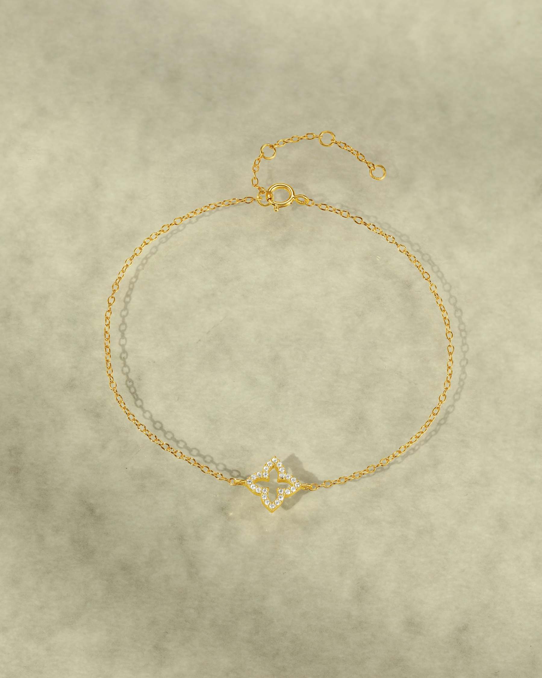 S925 Tiny Clover Bracelet-Olarajewelry