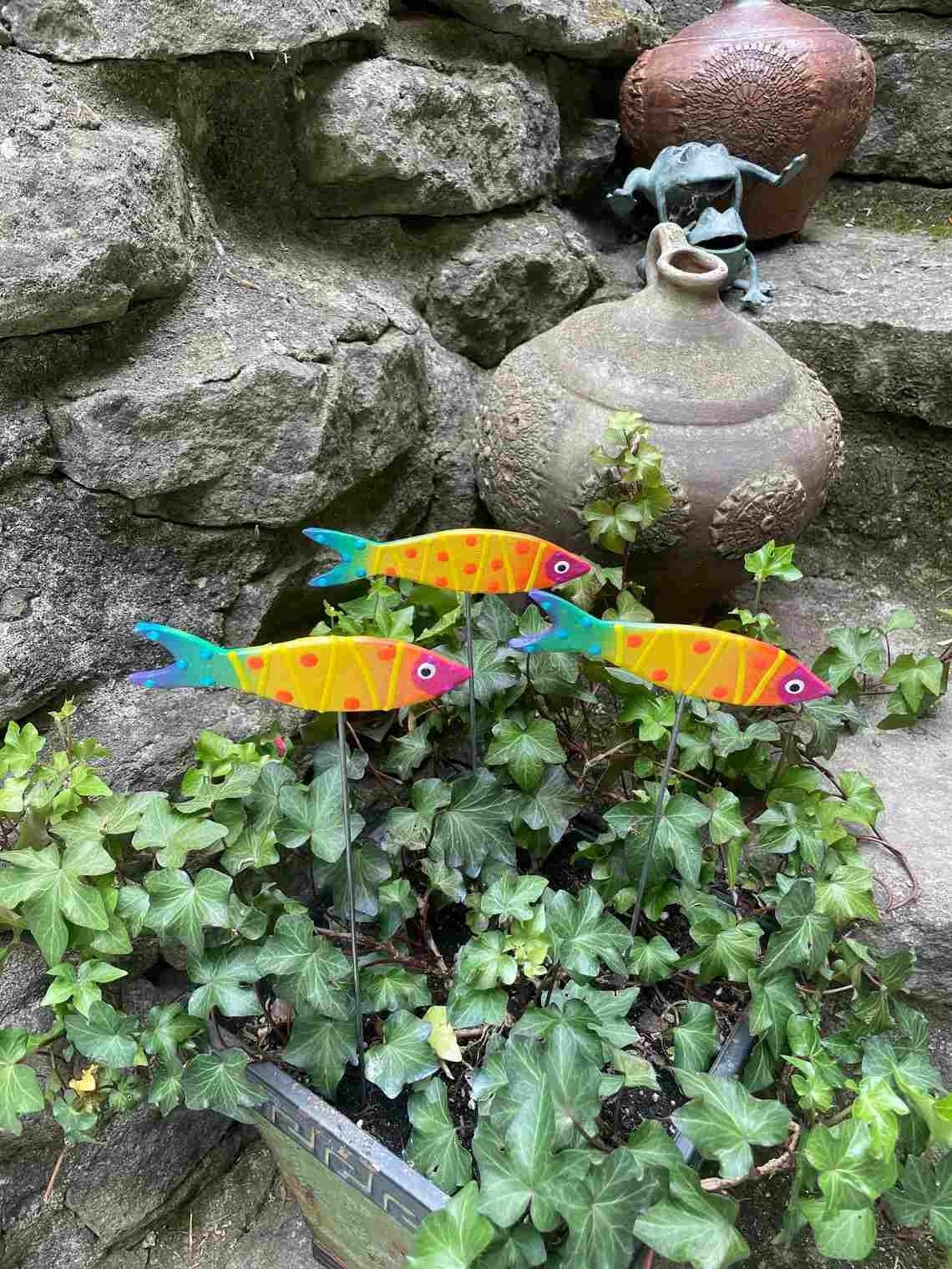 3 Rainbow Fish Mini Garden Pillars