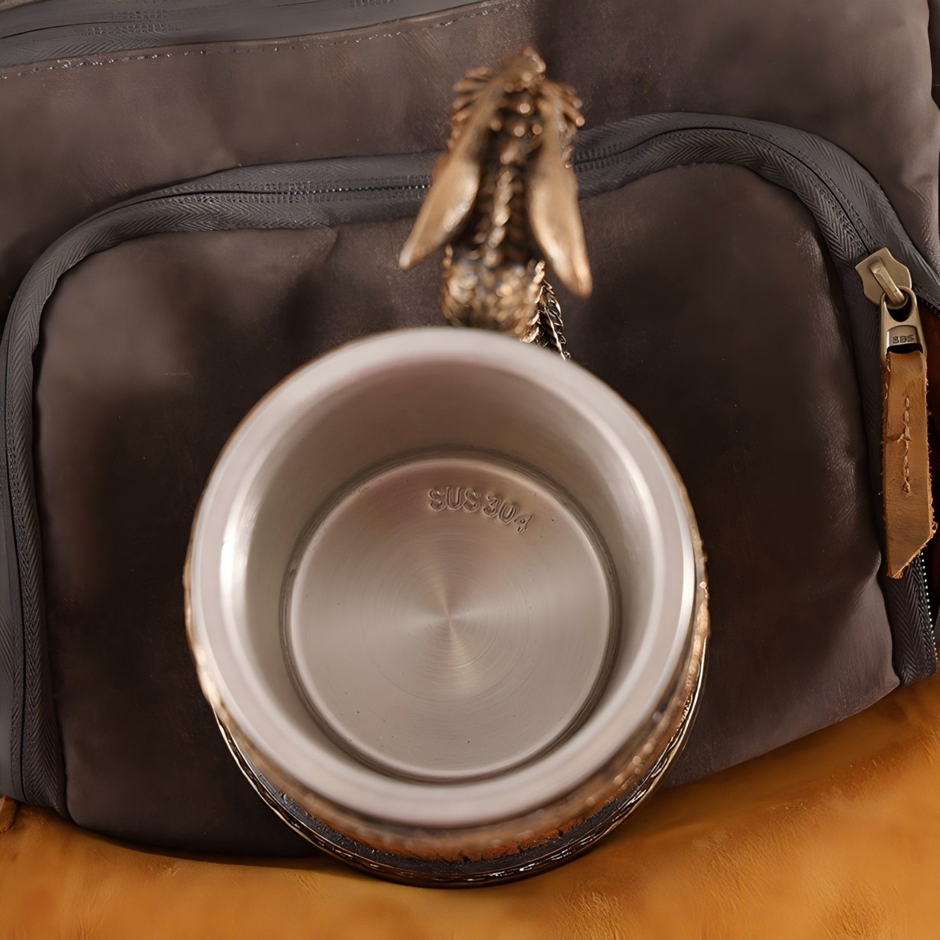 🐉 Dragon Themed Barrel Mug: Forged for Mythology Lovers & Collectors
