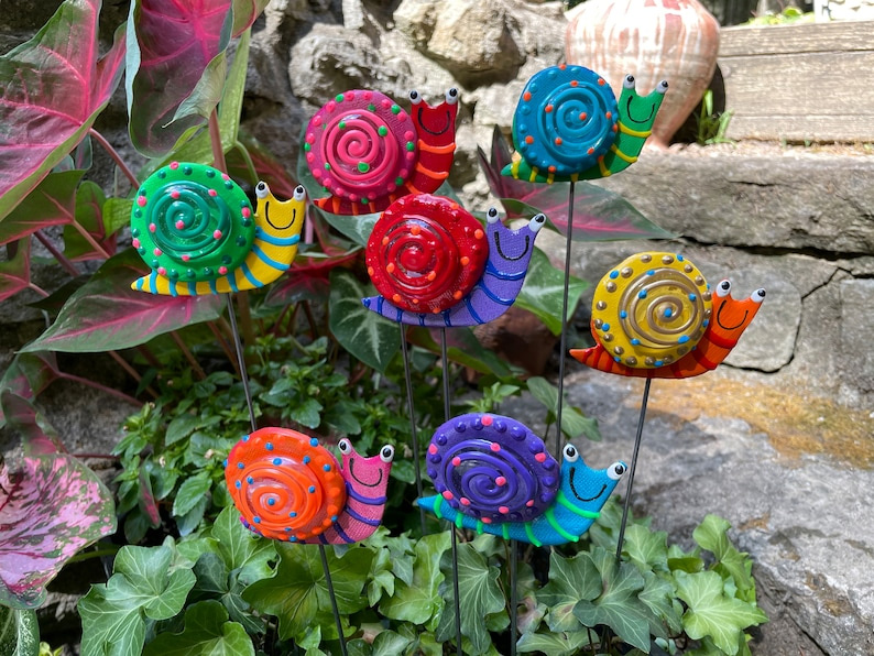Snail-shaped art decorations
