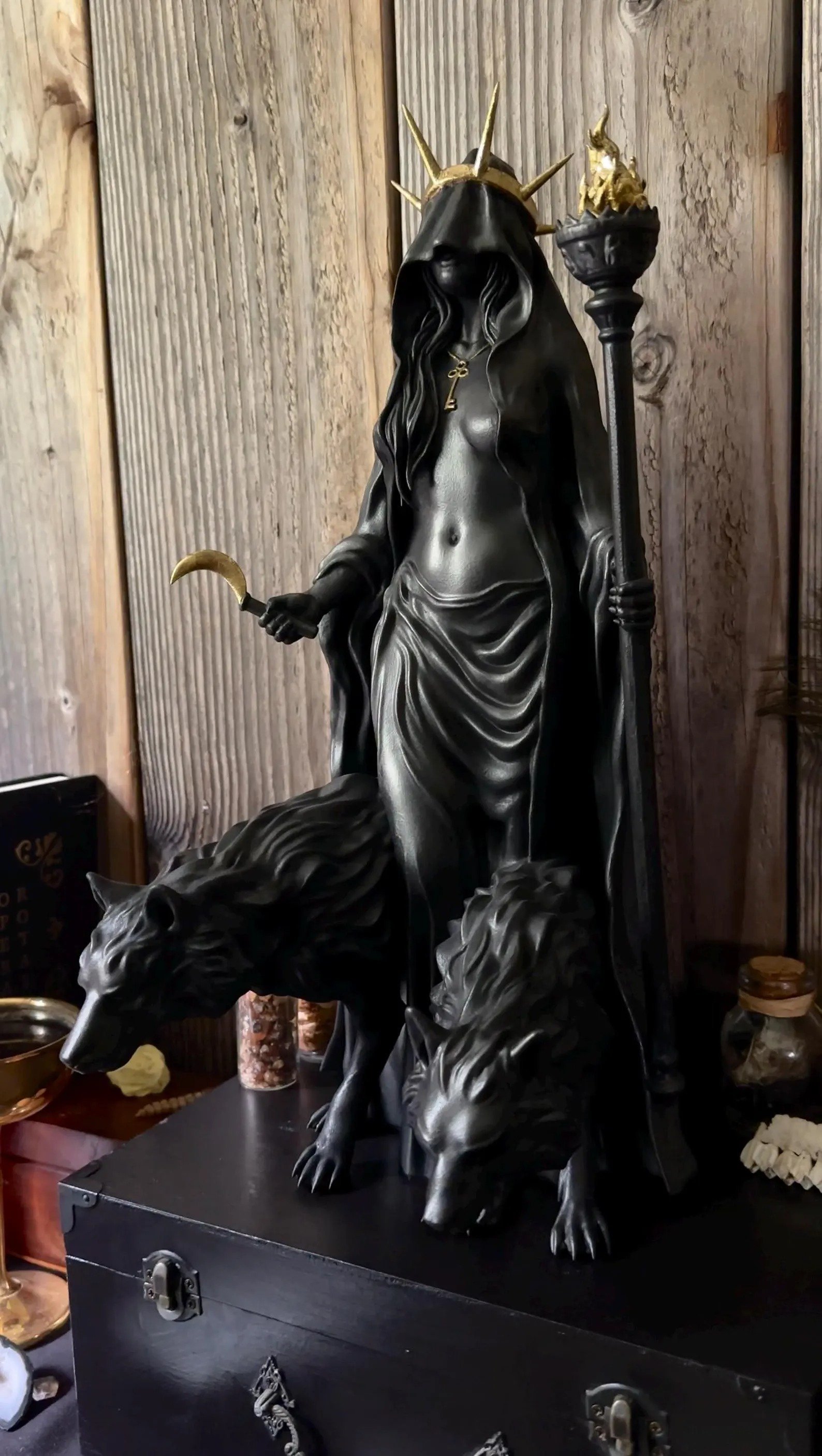 🔥Hot Sale 50% OFF🔮Hekate Niktipolos, The Witch of The Night🧙‍♀️