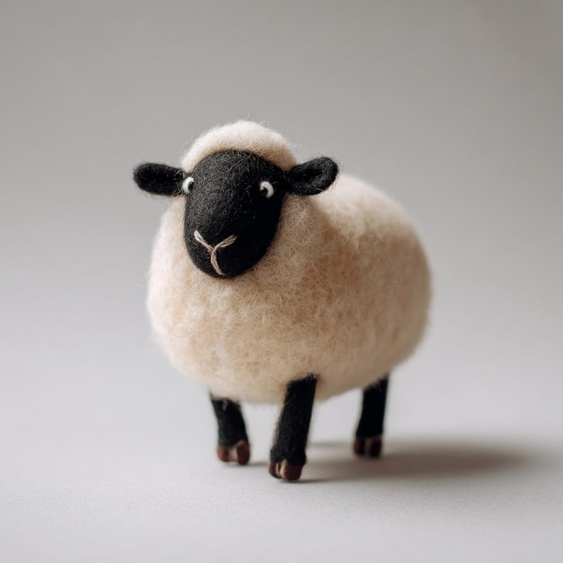 🌿 Eco-Friendly Needle Felted Lamb Figurine – Handmade Wool Sheep Statue for Farmhouse & Nursery Decor